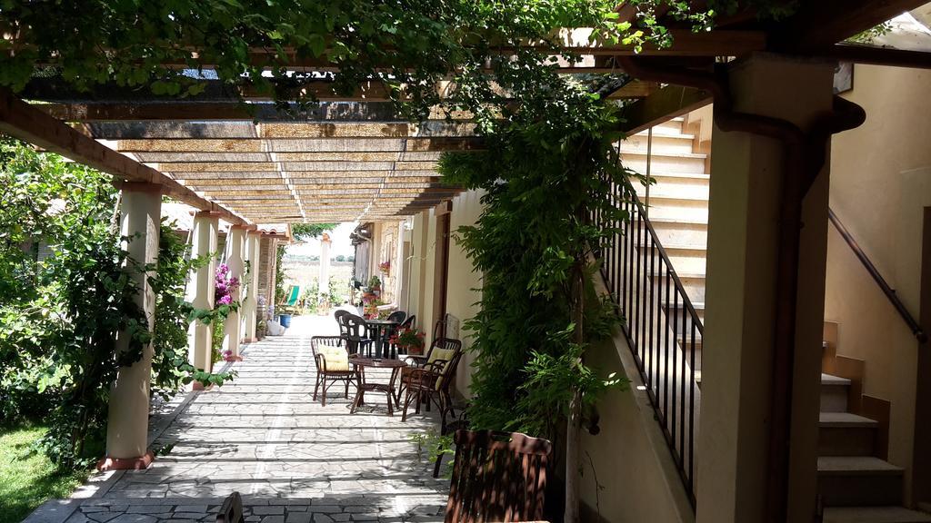 Agriturismo Casal Taccone Apartment Tarquinia Exterior photo